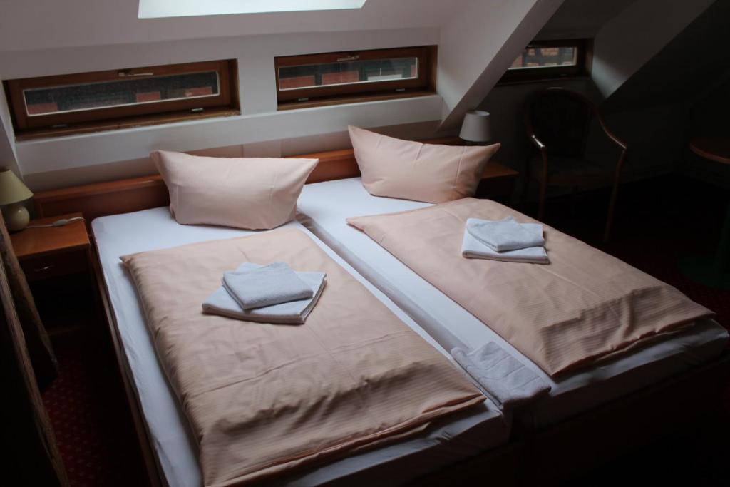 La Rustica Altstadthotel Вернигерод Екстериор снимка